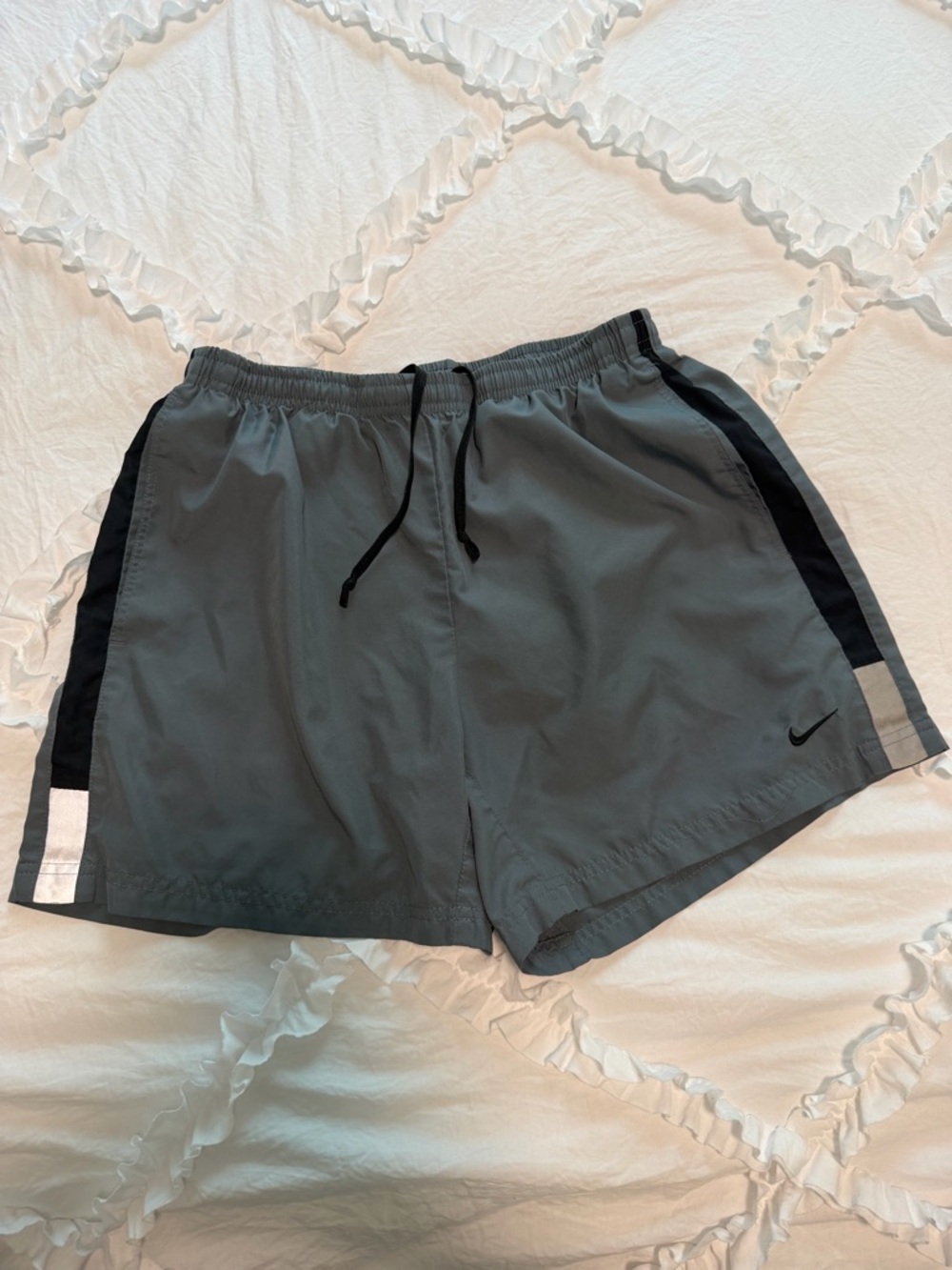 Nike Men’s Stride Athletic Running Shorts Gray Small